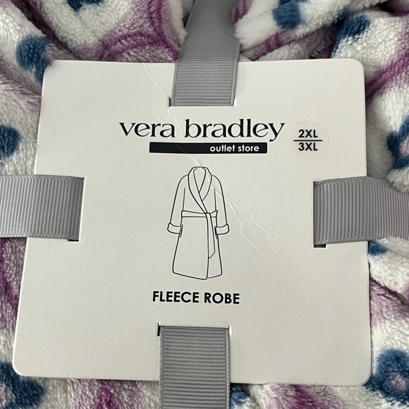 Vera Bradley Center Stage Glow Lavender Fleece Robe NWT SZ 2-3 XL - Picture 5 of 5